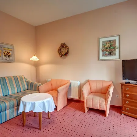 Heringsdorf, Lindemann W6 Villa